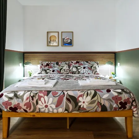 Konukevi Savi Metro B S Paolo